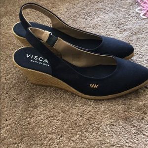 NWOT Navy Viscatas